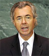 Foreign Affairs Minister Pierre Pettigrew Foreign Affairs Minister Pierre Pettigrew