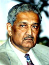 AQ-Khan UN desperate to question 'father of Islamic Bomb'