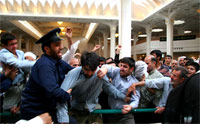Iran: Chaos in Rafsanjani's speech in Qom force him to leave town