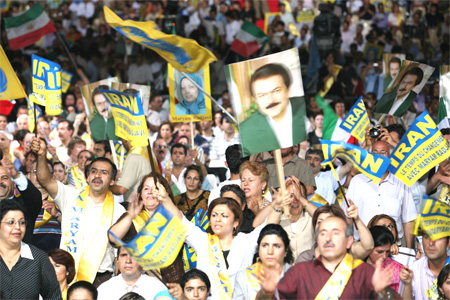 Rajavi: Iran needs neither nuclear weapons nor nuclear power but secular democracy