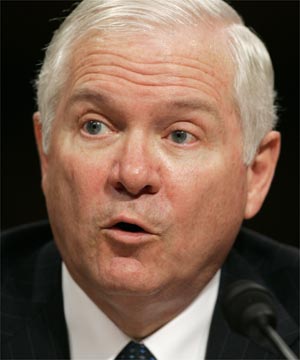 Gates Gates: Time is not right for Iran talks