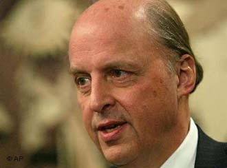 Negroponte Terrorism key to Iran's security strategy: US spy chief