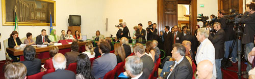 Iran: Maryam Rajavi’s press conference in Italy Iran: Maryam Rajavi’s press conference in Italy