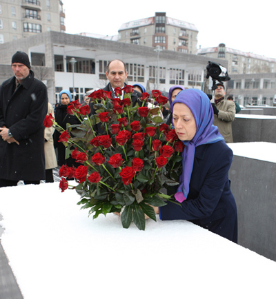 Maryam Rajavi visits the Holocaust Memorial Maryam Rajavi visits the Holocaust Memorial