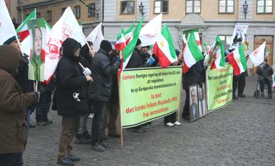 Stockholm witnessed third day of demonstration in support of the PMOI Stockholm witnessed third day of demonstration in support of the PMOI
