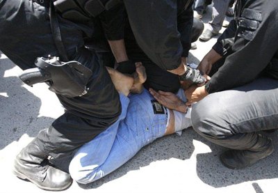 Iran: Widespread suppression of youth under pretext of combating "thugs and hooligans" Iran: Widespread suppression of youth under pretext of combating "thugs and hooligans"