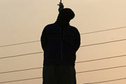 Iran: Three prisoners hanged in Esfahan Iran: Three prisoners hanged in Esfahan