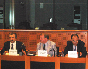 (Right to left) Alejo Vidal-Quadras, Vice President of the European Parliament, Struan Stevenson, MEP and Chair of FOFI, Mohammad Mohaddessin, Chair of the NCRI’s Foreign Affairs Committee. (Right to left) Alejo Vidal-Quadras, Vice President of the European Parliament, Struan Stevenson, MEP and Chair of FOFI, Mohammad Mohaddessin, Chair of the NCRI’s Foreign Affairs Committee.