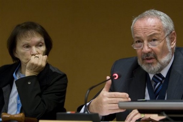 Mrs. Danielle Mitterrand, President of France Libertés and Mr. Eric Sottas, Secretary General of World Organization Against Torture (OMCT) Mrs. Danielle Mitterrand, President of France Libertés and Mr. Eric Sottas, Secretary General of World Organization Against Torture (OMCT)