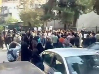 KNTU protest, Nov. 10, 2009 KNTU protest, Nov. 10, 2009