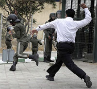 Archive- People attacking suppressive forces Archive- People attacking suppressive forces