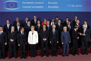 EU hits Iran with tougher sanctions over nuclear row - 2ndlead EU hits Iran with tougher sanctions over nuclear row - 2ndlead