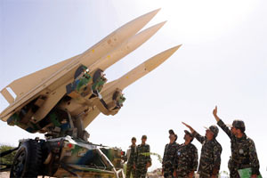 Iran could fire 'hundreds' of missiles at Europe: Gates Iran could fire 'hundreds' of missiles at Europe: Gates