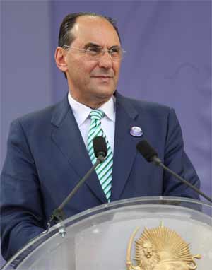 EU Parliament VP to Ashraf resident: "You are an example for all democrats around the world" EU Parliament VP to Ashraf resident: "You are an example for all democrats around the world"