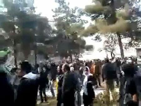 22bahman-tehran-vali-asr1 Clashes