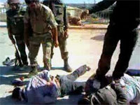 Syrian-solders-kill-people