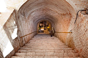 nooshabad-entrance-200