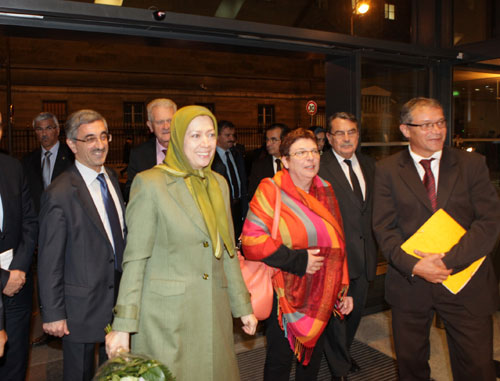 rajavi-20131029-3