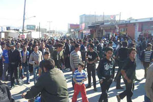 bakhtiari-protest8-200