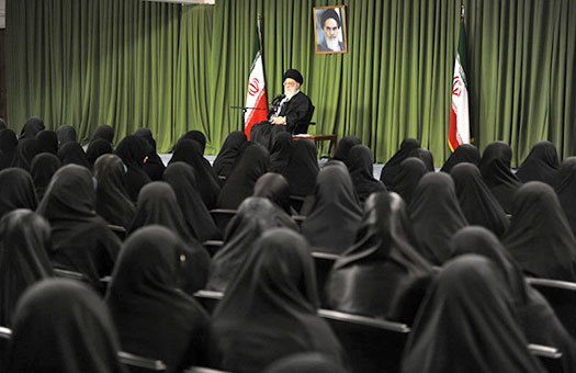 khamenei-women-500