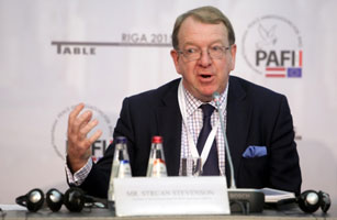 struan-stevenson-300 struan-stevenson-300