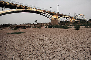 karun-river-300 karun-river-300