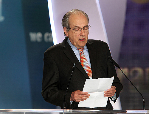 Former UNAMI chief Ad Melkert urges international protection for Camp Liberty residents. Paris, June 13, 2015