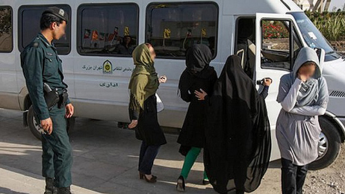 Iranian security forces harassing women on the bogus charge of mal-veiling