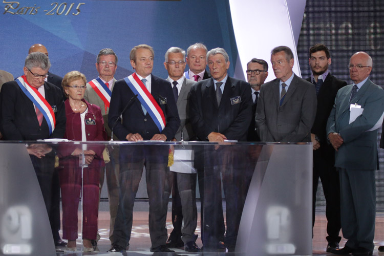 French Socialist lawmaker Dominique Lefebvre, chairman of the Parliamentary Committee for a Democratic Iran (CPID) in the National Assembly, addresses rally for Iran Freedom