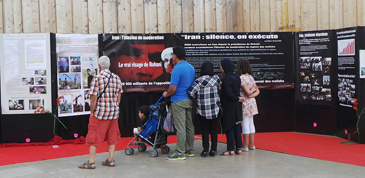 trocadero-square-750 PARIS, August 7, 2015: Iran human rights exhibition in Trocadero Square (Place du Trocadéro)