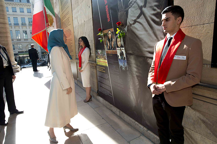 10oct10-750 10oct10-750