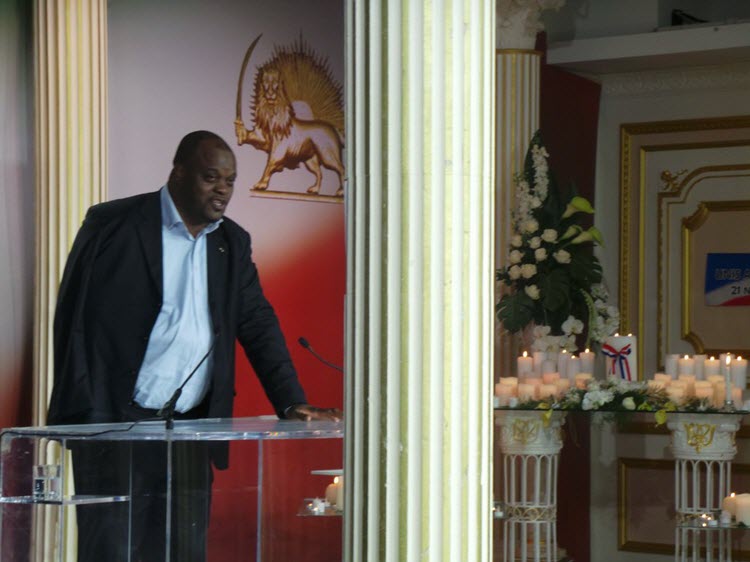 Mokono-750 Mokono-750