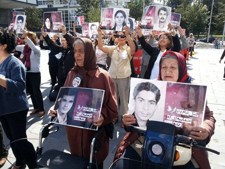 Dutch-Iranians5 Dutch-Iranians5