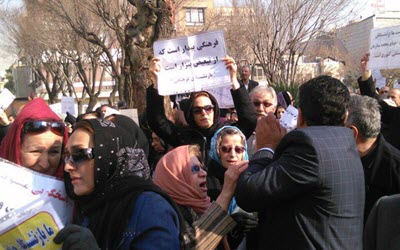 January-17-a-group-of-retired-teachers-and-educators-staged-protest