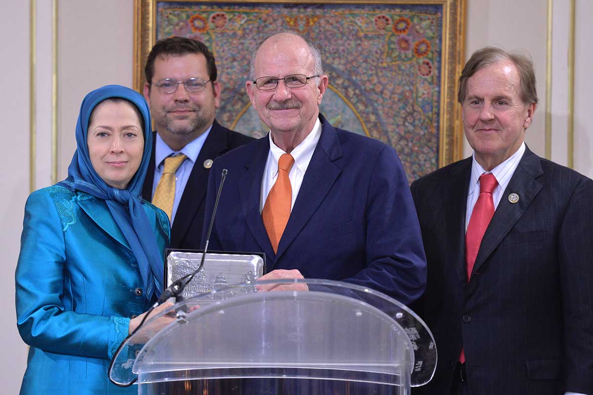 Solidarity-with-the-historic-resistance-of-the-people-of-Iran-for-freedom-Maryam-Rajavi-12