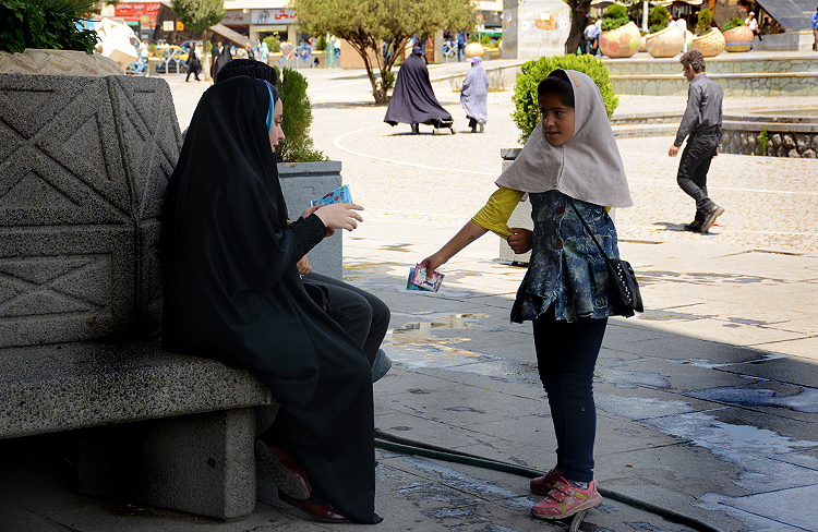 children-3 children-3