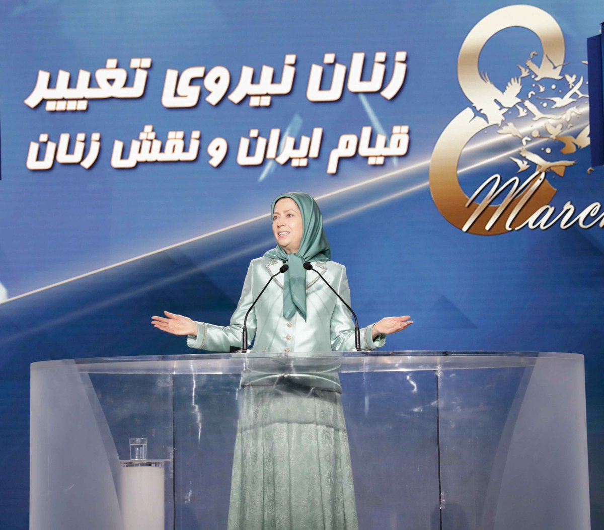 DWPp2UXW4AILPVz DWPp2UXW4AILPVz