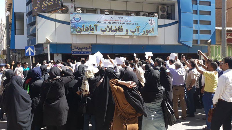 Iranian-Women-Lead-Protests-Against-the-Regime Iranian Women Lead Protests Against the Regime