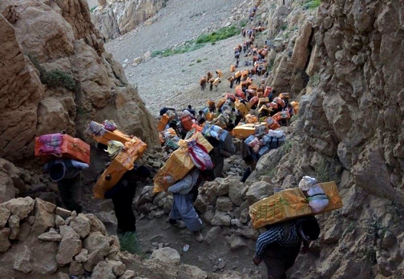 Porters-Continue-to-Be-Persecuted-by-Iranian-Regime orters continue to be persecuted by Iranian regime