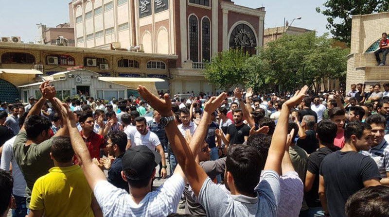 IRAN-Fourth-Day-of-Strike-and-Protest-in-Tehran-Despite-Massive-Crackdowns Regime Change in Iran Is “Real Possibility”