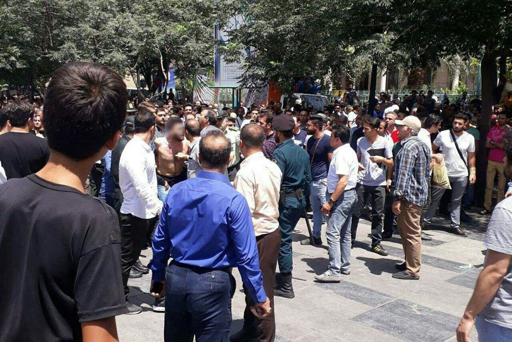 Forces-Attack-Protesting-Bazaar-Merchants-1 Iran: Corruption Cannot Be Hidden or Denied Any Longer