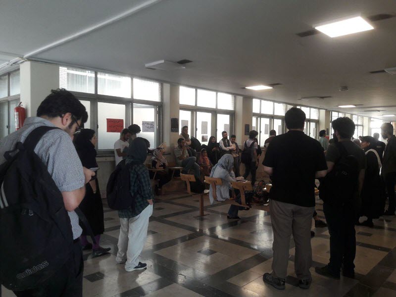 students_from_the_Department_of_Social_Sciences_at_the_University_of_Tehran-1 students_from_the_Department_of_Social_Sciences_at_the_University_of_Tehran-1