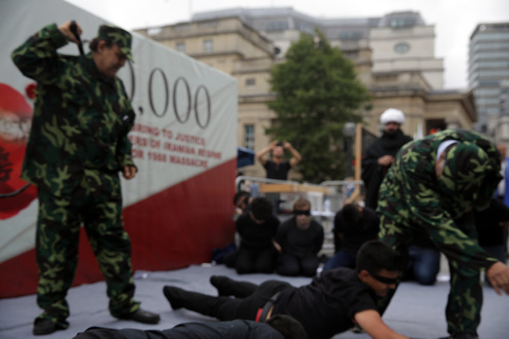 Iran_Regime_Has_Executed_3800_People_Since_Hassan_Rouhani_Took_Office-3 Iran_Regime_Has_Executed_3800_People_Since_Hassan_Rouhani_Took_Office-3