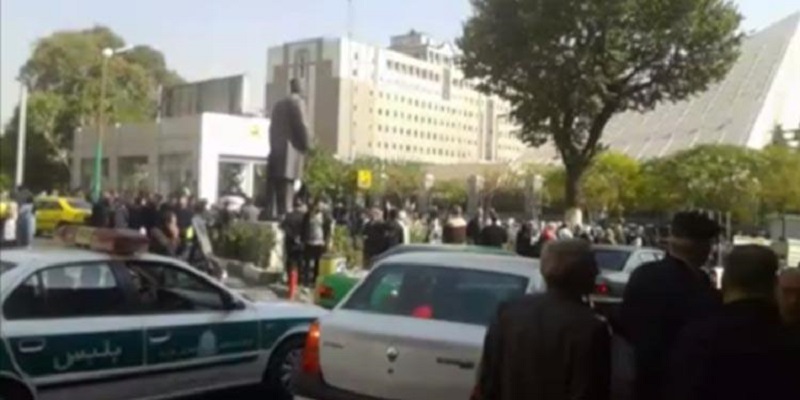 Protest Gathering by Retirees in Tehran,  Violent Assault by Suppressive Forces